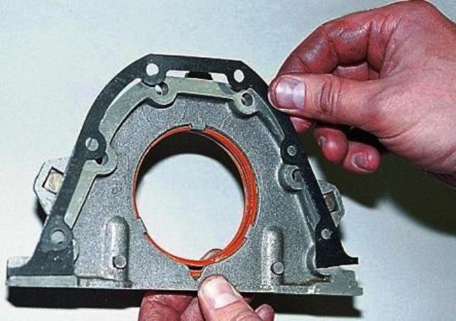 Детальная инструкция по замене сальника коленвала на ВАЗ 2107
