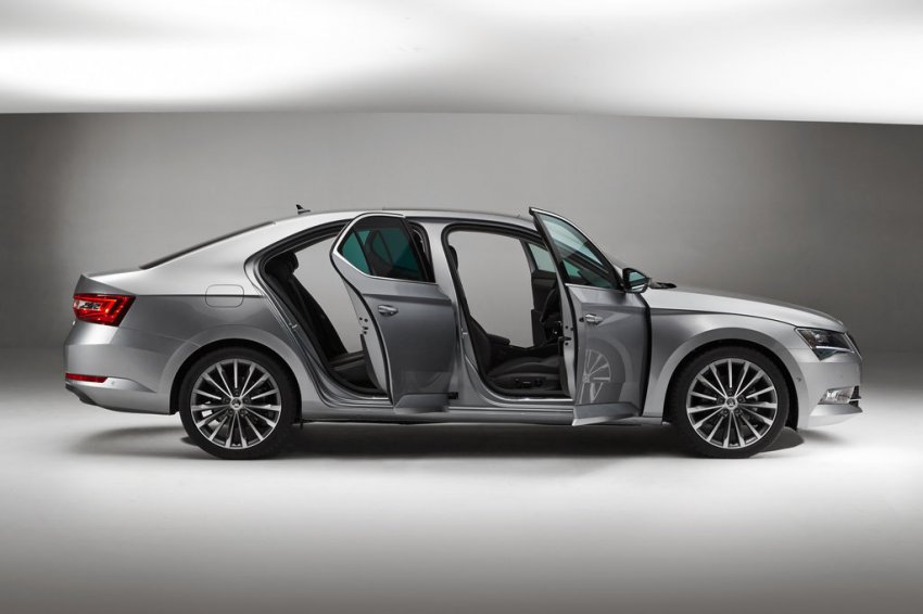 Skoda Superb - цены и комплектации, технические характеристики, фото и отзывы, двигатели и расход топлива, клиренс, обзор Шкода Суперб