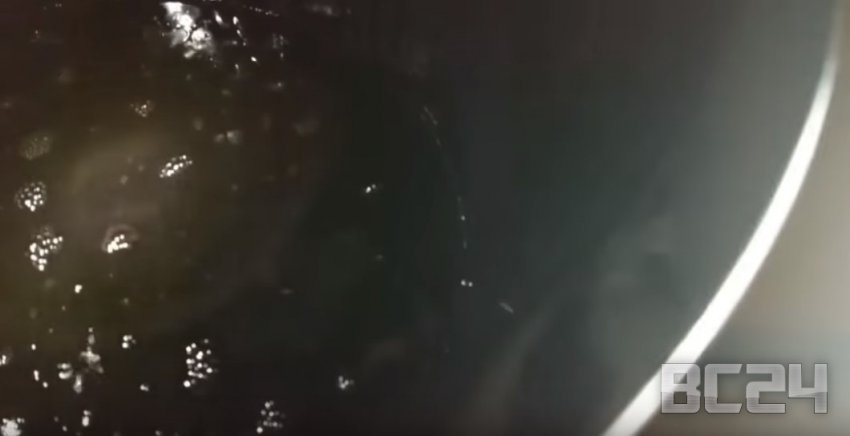 Как правильно менять масло в двигателе - чем промывать?