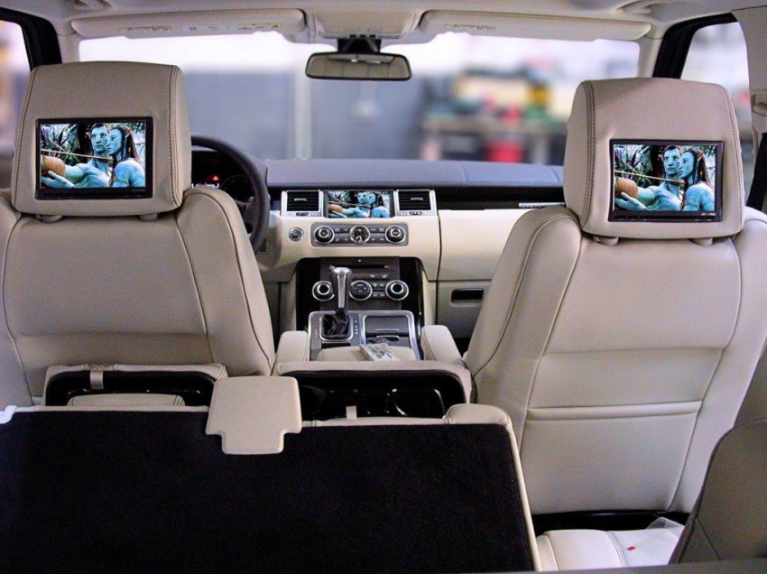 Выбираем автомобильный «телевизор» — монитор на потолок