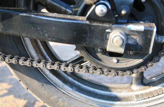 Как Проверить Растяжку Цепи Грм на Мотоцикле – Продольное перемещение