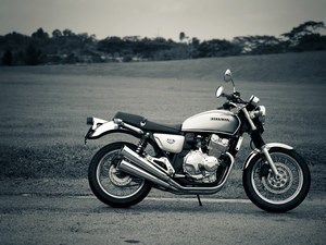 Чоппер Мотоцикл Хонда 400 бу Авто • История модели