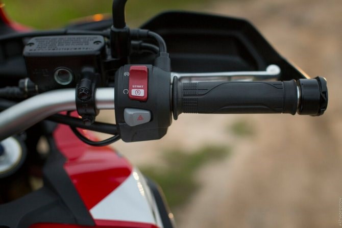 Africa Twin Adventure Sports 2021 Отзывы. История изменений