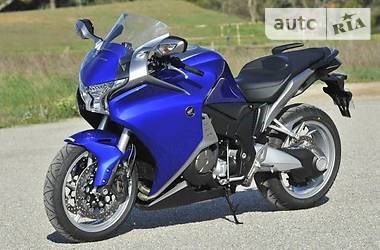 Хонда Вфр 1200 Кросстурер Технические Характеристики. Вальяжный зожиг