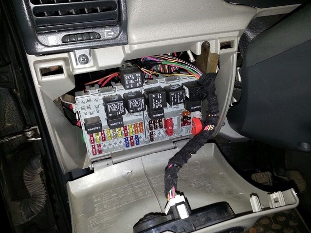 Лада Калина Горит Аккумулятор на Панели. Вариант четвертый