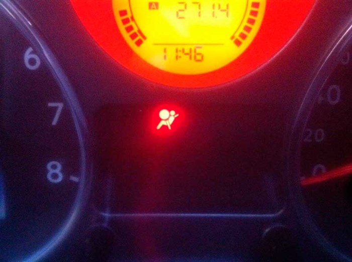 Ниссан Альмера Н16 Ошибка Подушки Безопасности © Неисправность p0841