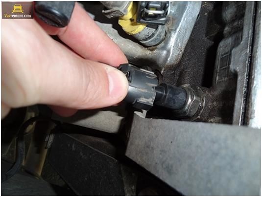 Горит Лампа Давления Масла Ваз Нива – Замена лампочки