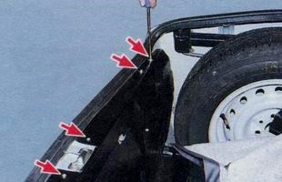 Горит Ближний и Дальний Свет Ваз 2106. Замена предохранителей