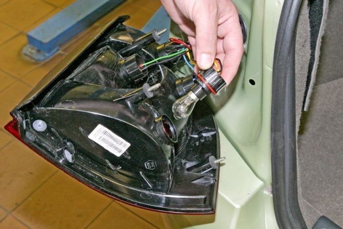 Не Горят Огни Заднего Хода Лада Калина Проверка работоспособности