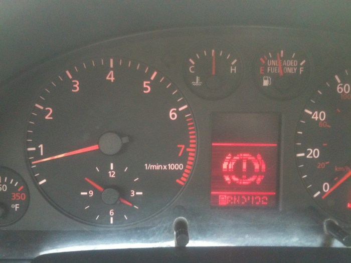 Ауди а4 б5 Горит Восклицательный Знак © Диагностика автоэлектрики