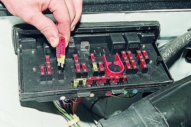 Ваз 2107 Горит Предохранитель на Печку – Причины поломки