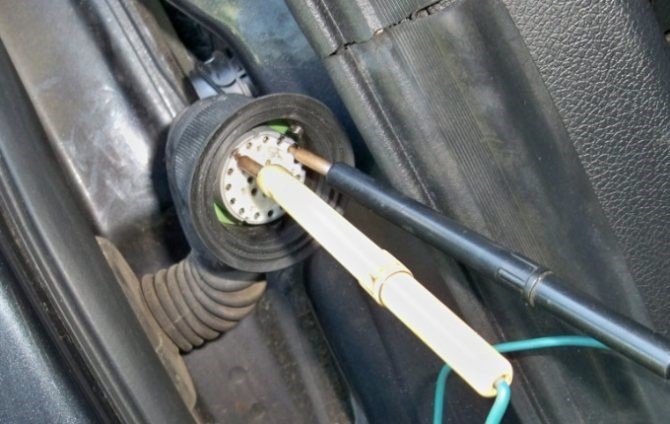 Горит Лампа Открытой Двери Форд Фьюжн • Работа под капотом