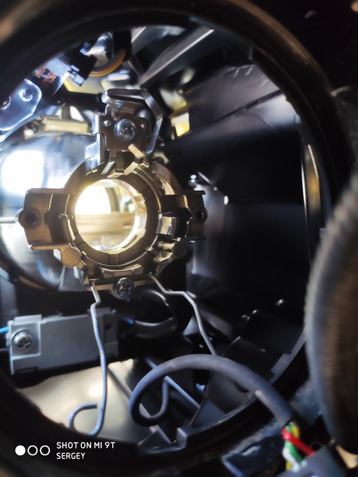 Не Горит Левый Ближний Свет Мазда 3 • Детали и расходники