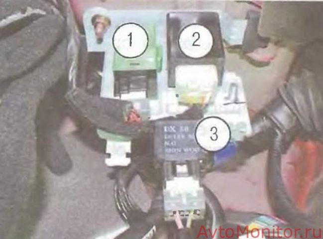 Перестал Гореть Ближний Свет Киа Спектра. Моторного отсека