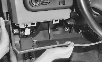 Перестал Гореть Ближний Свет Киа Спектра. Моторного отсека