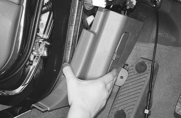 Перестал Гореть Ближний Свет Киа Спектра. Моторного отсека