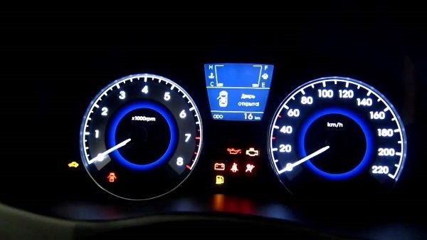 Горит Ключик на Приборной Панели Мазда – Отправлено 08 августа 2010 1832 Горит Ключик на Приборной Панели Мазда – Отправлено 08 августа 2010 1832