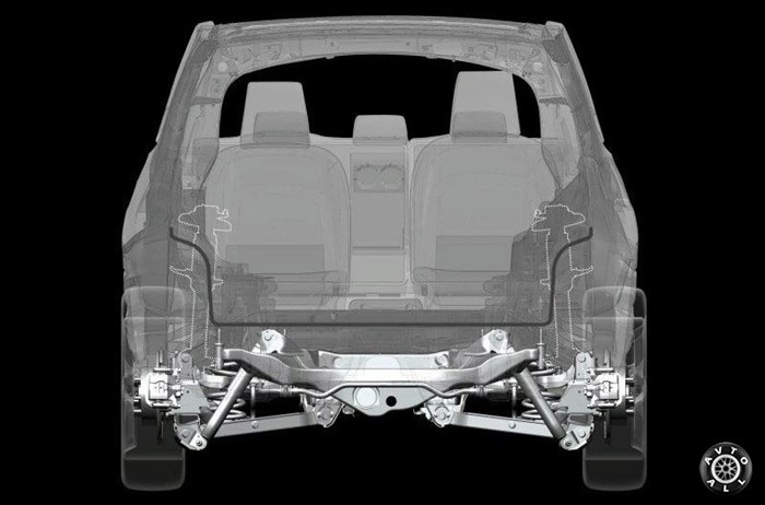 Ниссан Кашкай не Горят Габаритные Огни – Задний бп под капотом