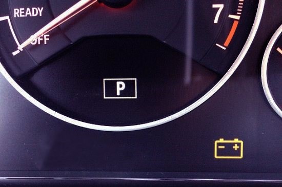 Горит Красной Лампочкой на Ваз 2106 – Реле поворотов