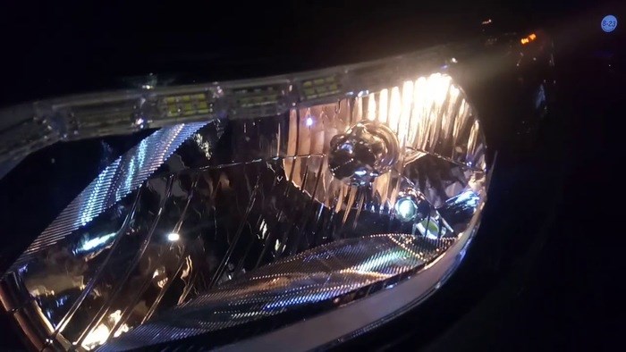 Тускло Горит Ближний Свет на Тойота © 3 оффлайн tarasuno68