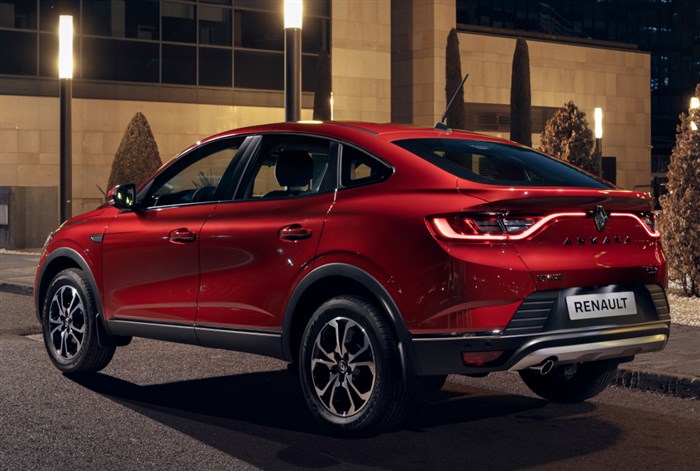 На Рено Аркана Горит Восклицательный Знак • Комплектация life