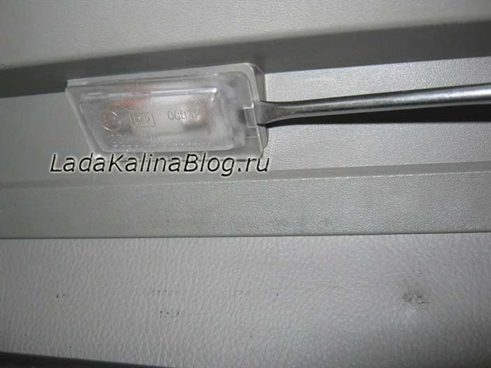 Не Горит Лампочка в Багажнике Приора – Оклейка карпетом