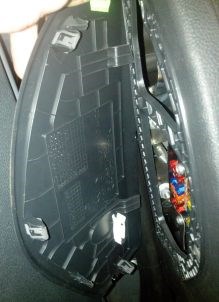 Не Горит Свет в Багажнике Шкода Рапид. Блок реле