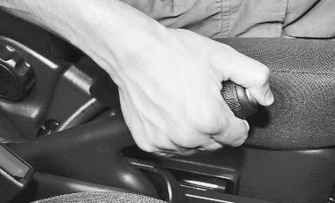 Форд Фьюжн Горит Ручник При Движении – Автозакрывание дверей