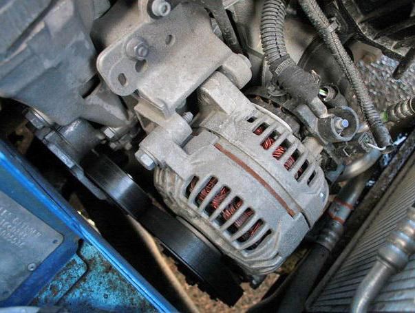 Горит Лампа Аккумулятора Ауди но Зарядка Есть. Неисправность предохранителя