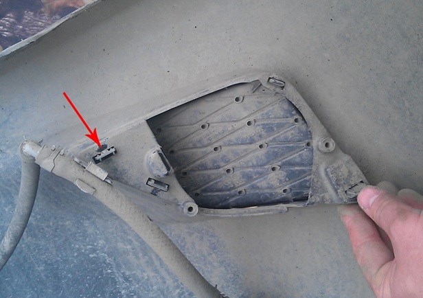 На Тойоте Королле не Горят Противотуманки… Установка противотуманных фар