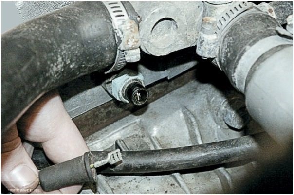 Горит Датчик Охлаждающей Жидкости Ваз 2110 • Замена датчика