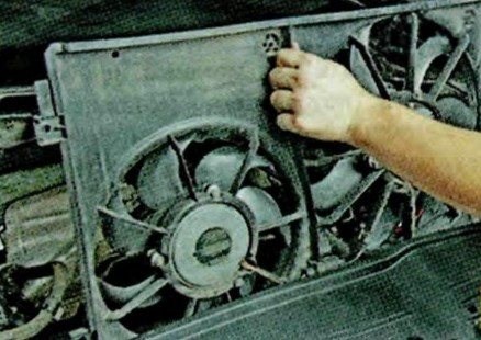 Горит Уровень Охлаждающей Жидкости на Шкоде. Порядок работ