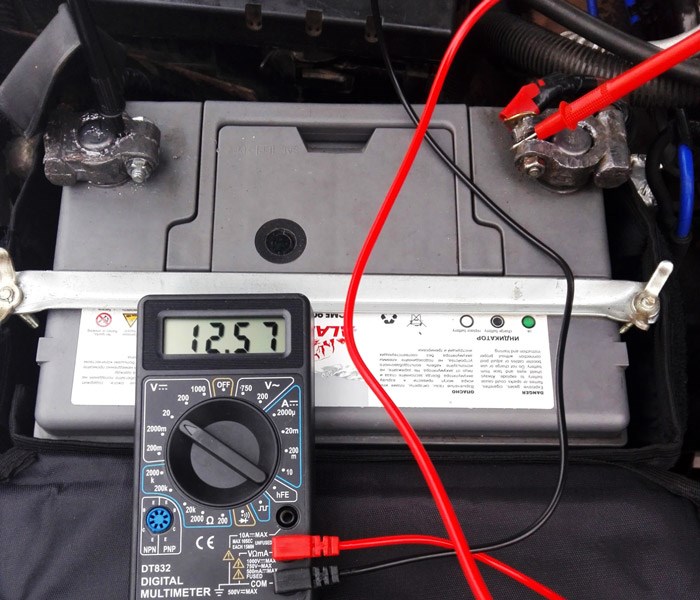 Не Горит Контрольная Лампа Зарядки Аккумулятора иж – Вариант третий