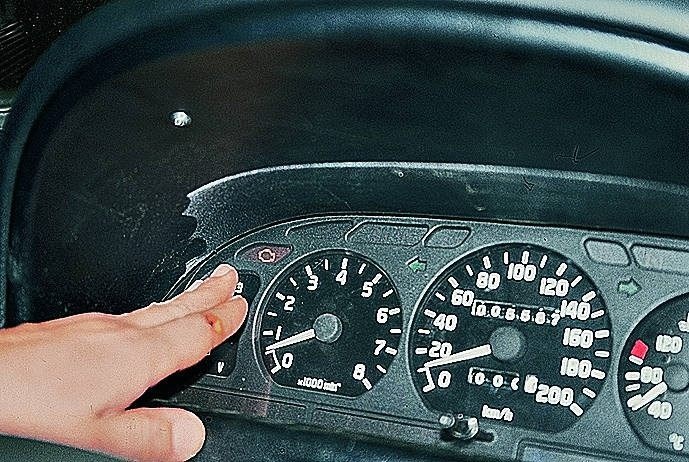 Как Сбросить Ошибки Змз 406 Инжектор – Масса автомобиля