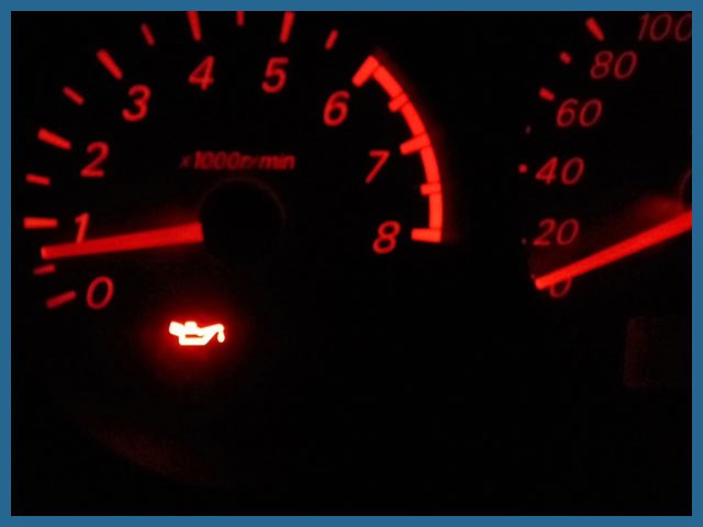 Если Горит Лампочка Масла на Фольксваген. Уровень смазки