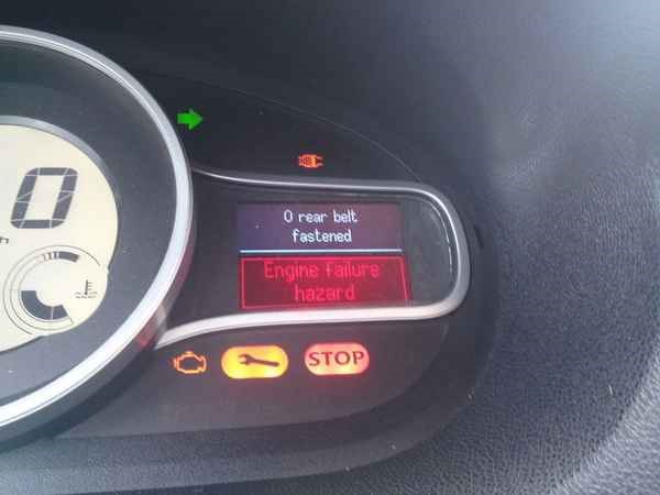 Рено Сценик Ошибка Engine Failure Hazard Второе поколение