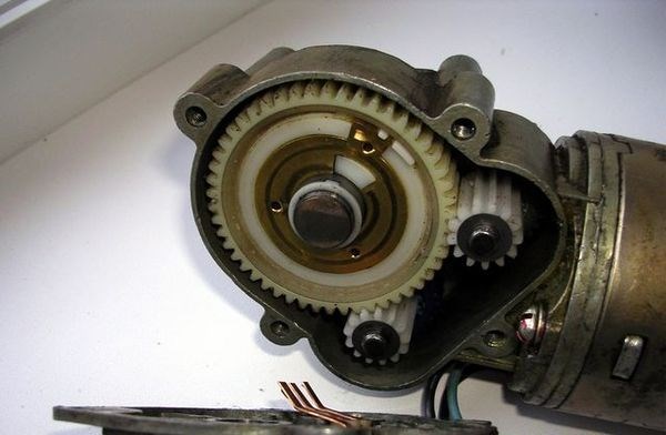 Дворники Дергаются но не Поднимаются Шкода Октавия а5 • Блок реле Дворники Дергаются но не Поднимаются Шкода Октавия а5 • Блок реле