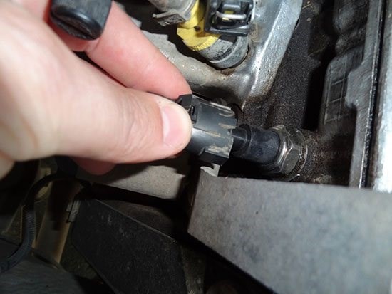 Не Горит Датчик Масла на Ниссан Альмера © Второй способ