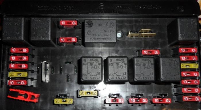 Аварийка Горит а не Моргает Ваз 2115 – Дополнительные схемы