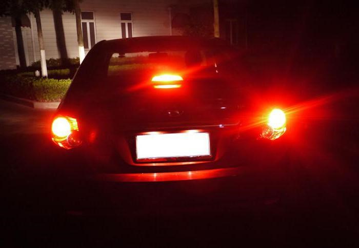 Не Горит Лампочка Подсветки Ауди а6 © Силовые предохранители