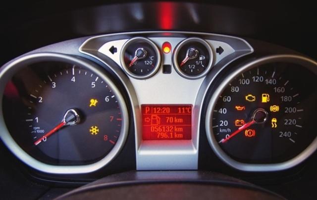 Горит Чек Двигателя на Форд Фокус 1… Основные причины