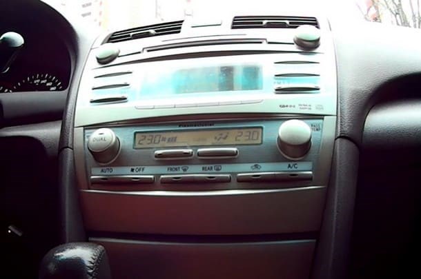 Горит Чек Двигателя на Тойота Авенсис – Как решить проблему