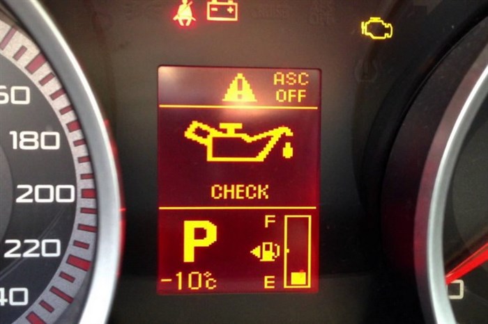 Горит Чек Двигателя на Тойота Авенсис – Как решить проблему