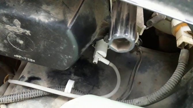 Ваз 2114 Включаю Горит и Ближний и Дальний. Замена кнопки