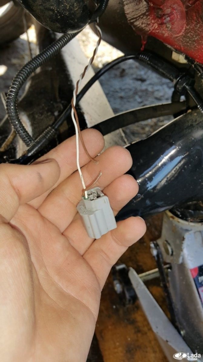 Горит Абс и Восклицательный Знак Фольксваген. Как разблокировать колеса