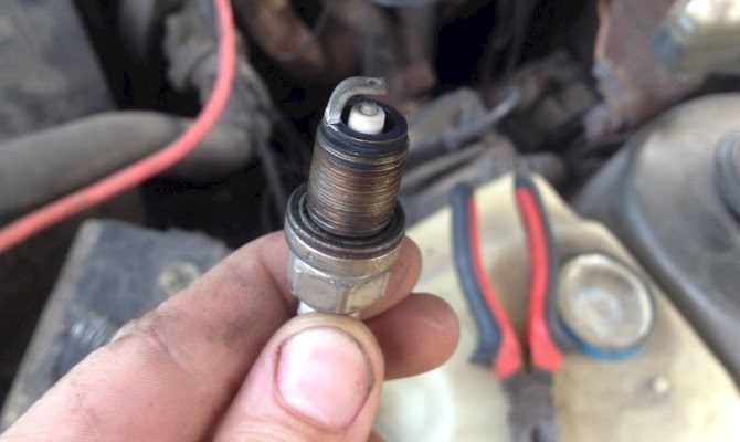 Фольксваген Ошибка Пропуски в 4 Цилиндре – Поиск причины