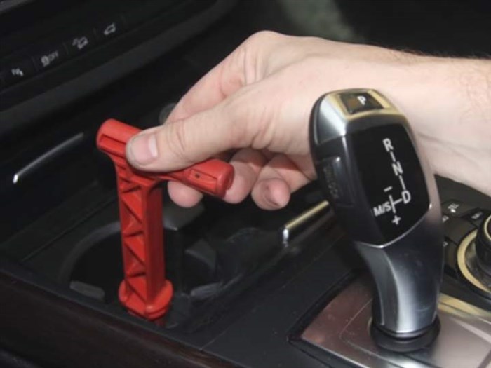 Ошибки с Аккумуляторами в Bmw x5 E70. Как зарядить аккумулятор на бмв х5 е70