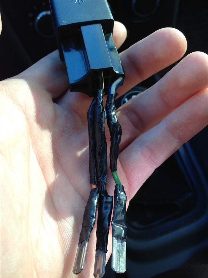 Не Горят Фонари Заднего Хода Киа Спектра – Проблемы с предохранителем