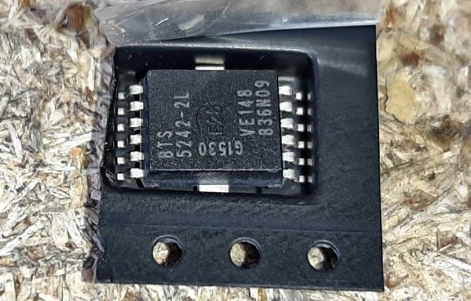 Не Горят Поворотники на Лада Гранта – Окисление контактов