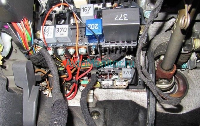 Не Горят Габариты Фольксваген Пассат б6. Блок в салоне